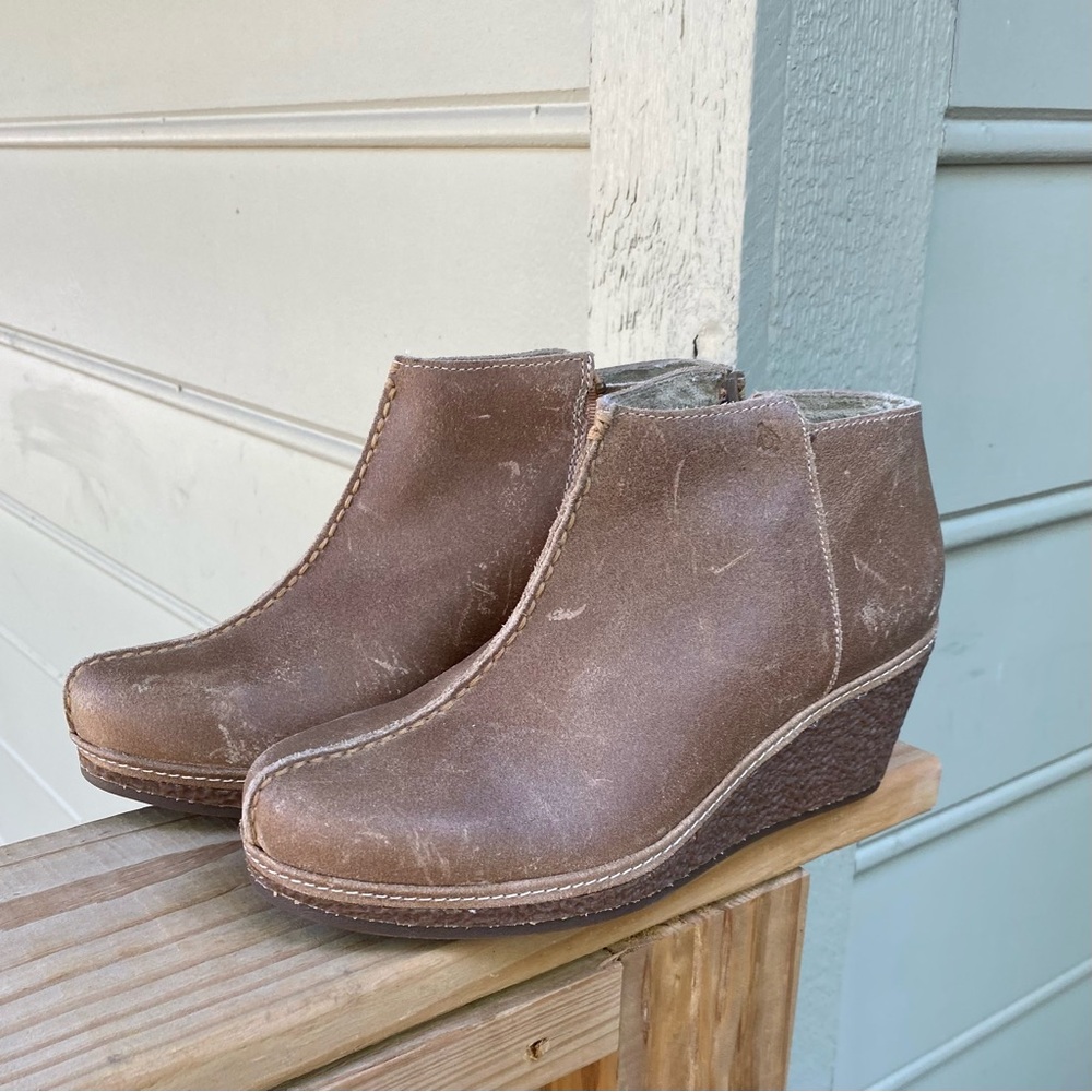 OluKai - Humu Distressed Leather Wedge Ankle Bootie